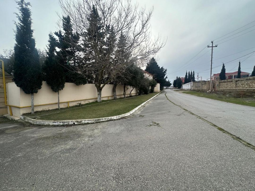 Satılır 10 otaqlı həyət evi/bağ evi 600 m² — Ev, villa, Bakı (2)