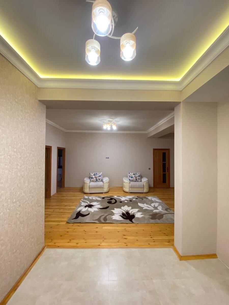 İcarəyə verilir 4 otaqlı yeni tikili 200 m² — Mənzil, Bakı (12)