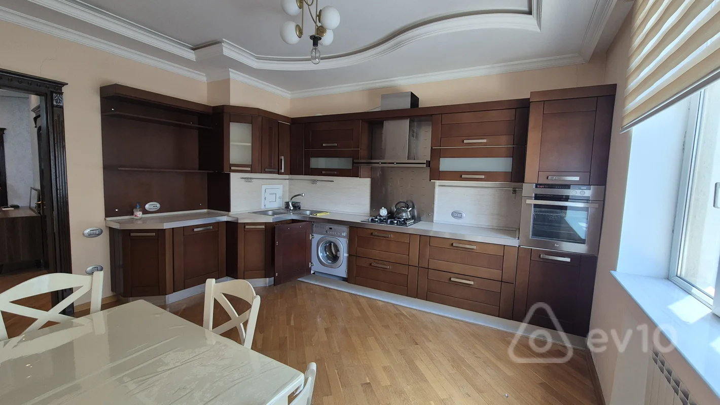 3 otaqlı mənzil, 157.1 m², Təbriz küçəsi — kirayə — Mənzil, Bakı (7)