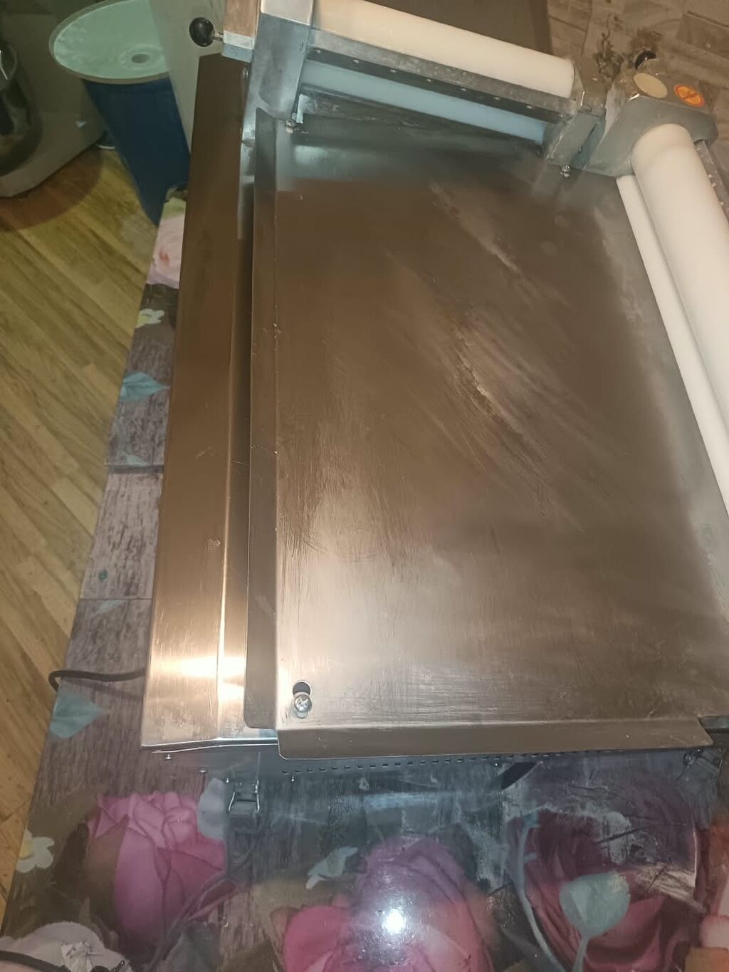 Peşəkar xəmir yayma/ruletka maşını - Elektrikli, paslanmayan poladdan — Peşəkar mətbəx texnikası, Yevlax (3)
