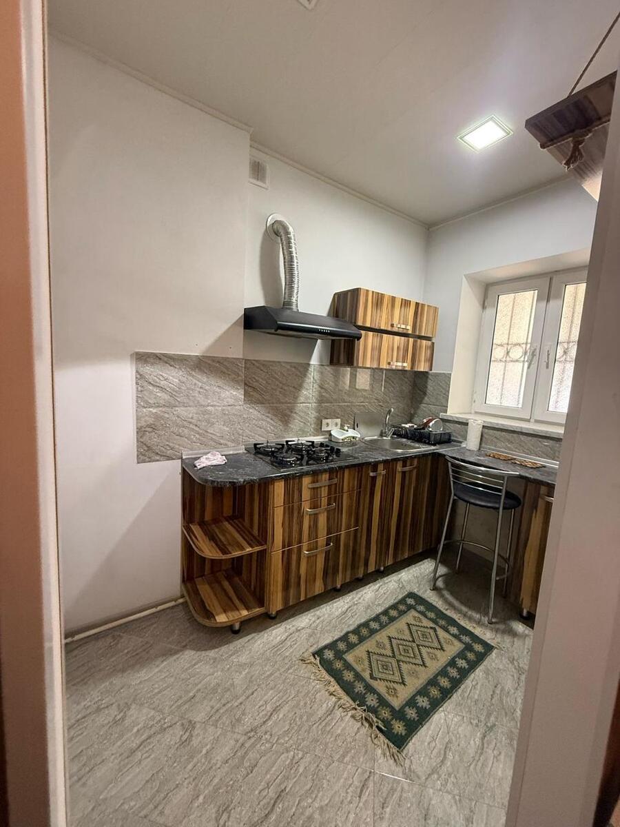 Satılır 1 otaqlı köhnə tikili 40 m² — Mənzil, Bakı (9)