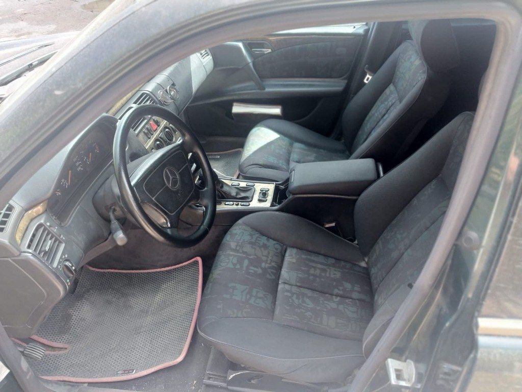 Mercedes E 200, 2.0 L, 1997 il, 326 000 km 90-HJ-475 — Avtomobillər, Bakı (4)