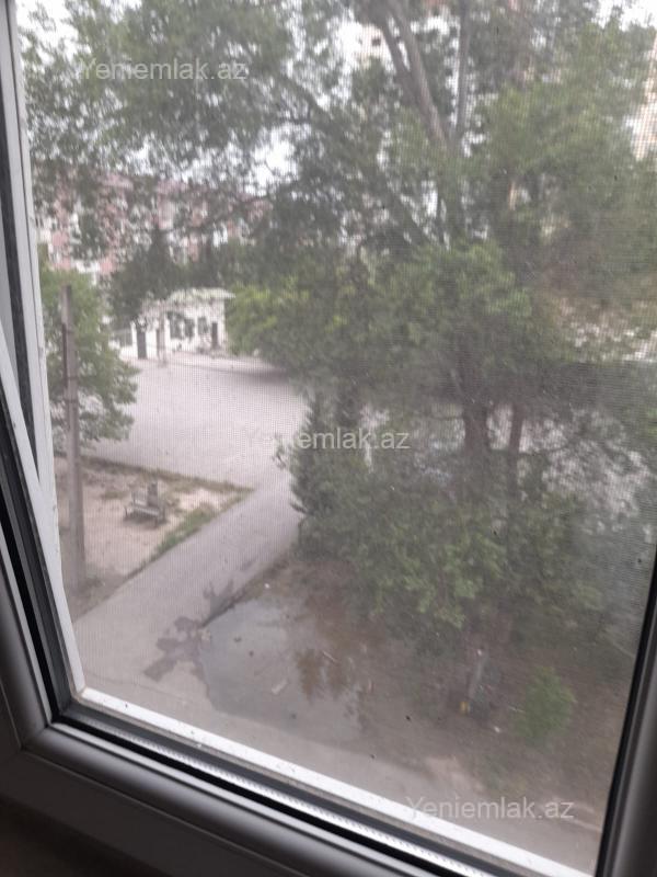 Satılır 3 otaqlı Bina evi menzil (Köhnə tikili), 65 m², 8-ci mikrorayon — Mənzil, Sumqayıt (11)