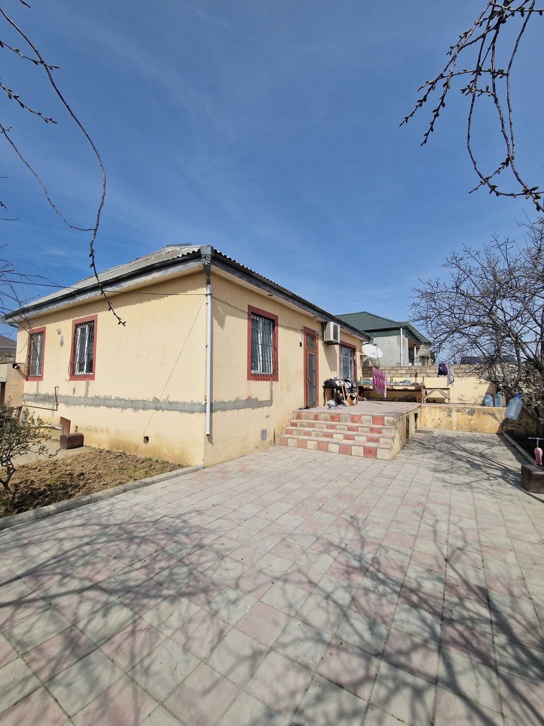 Satılır 4 otaqlı həyət evi/bağ evi 135 m² — Ev, villa, Bakı (2)