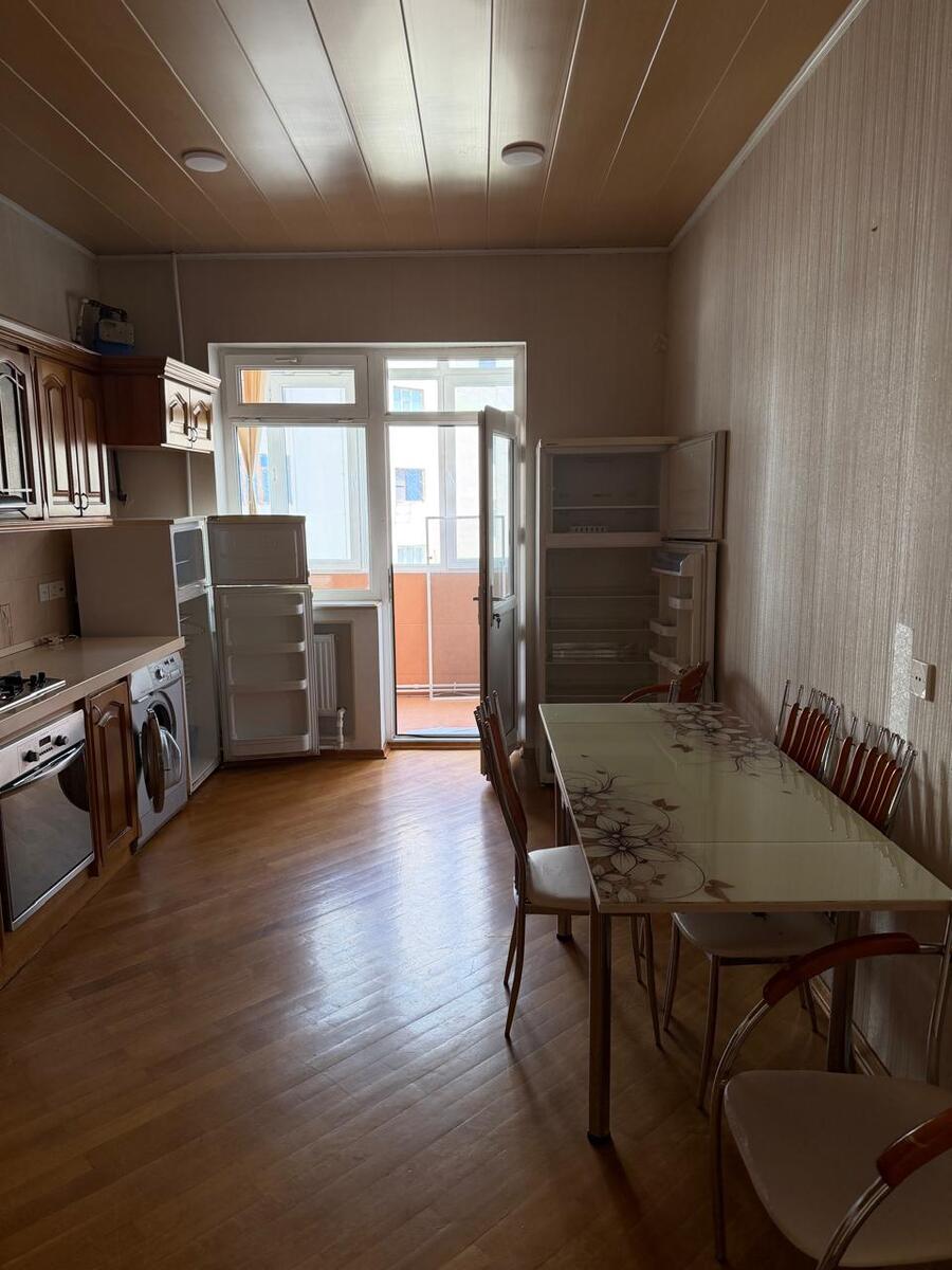İcarəyə verilir 3 otaqlı yeni tikili 165 m² — Mənzil, Bakı (6)