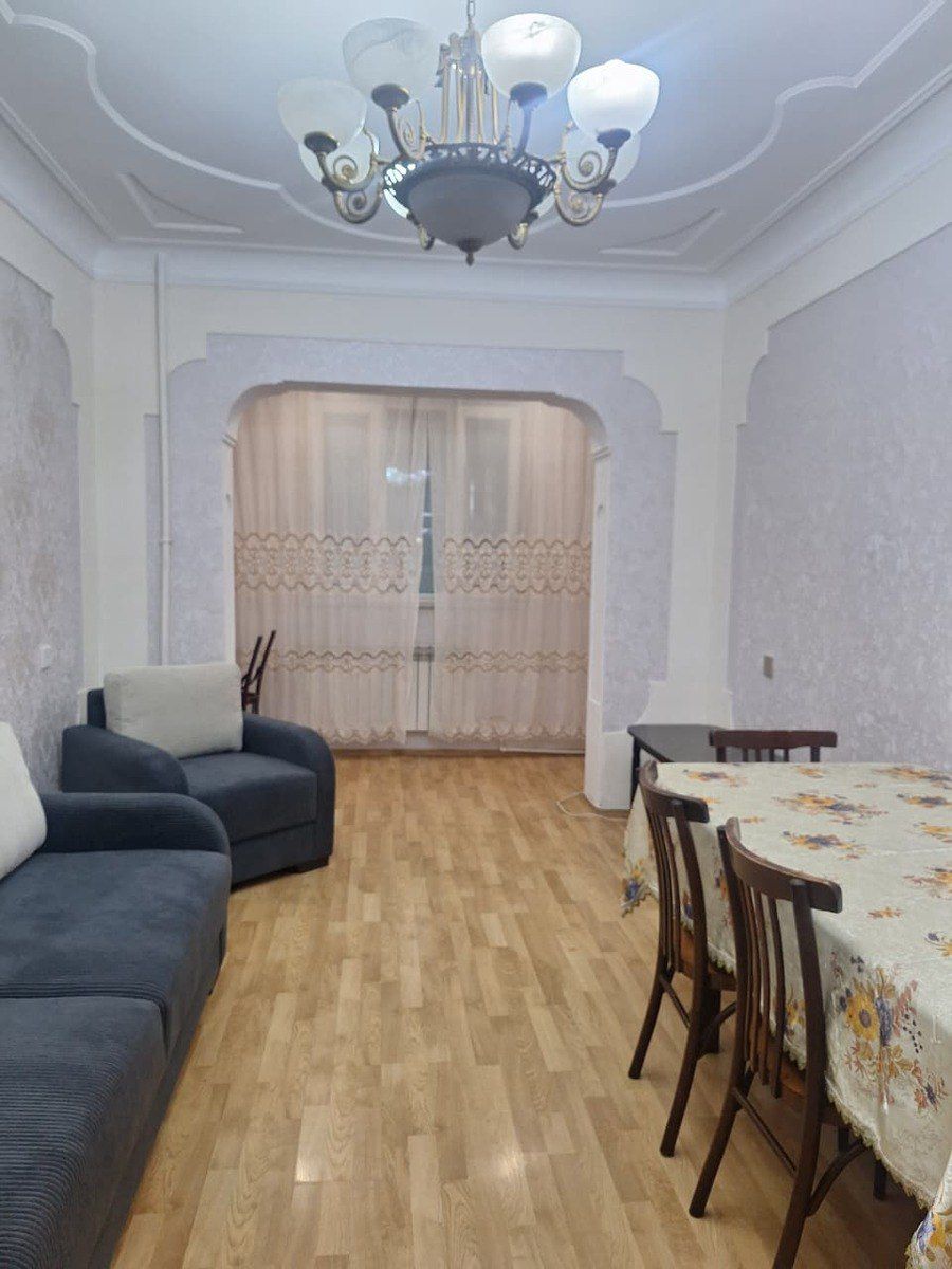 İcarəyə verilir 3 otaqlı köhnə tikili 110 m² — Mənzil, Bakı (5)