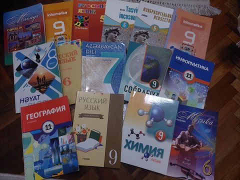 Məktəb dərslikləri dəsti – müxtəlif siniflər və fənlər üzrə Tərkibdə — Bakı