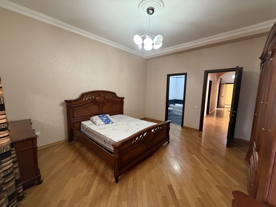 Satılır 3 otaqlı yeni tikili 151 m² — Mənzil, Bakı (12)