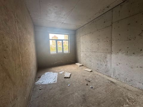 Satılır 4 otaqlı yeni tikili 135 m² — Bakı