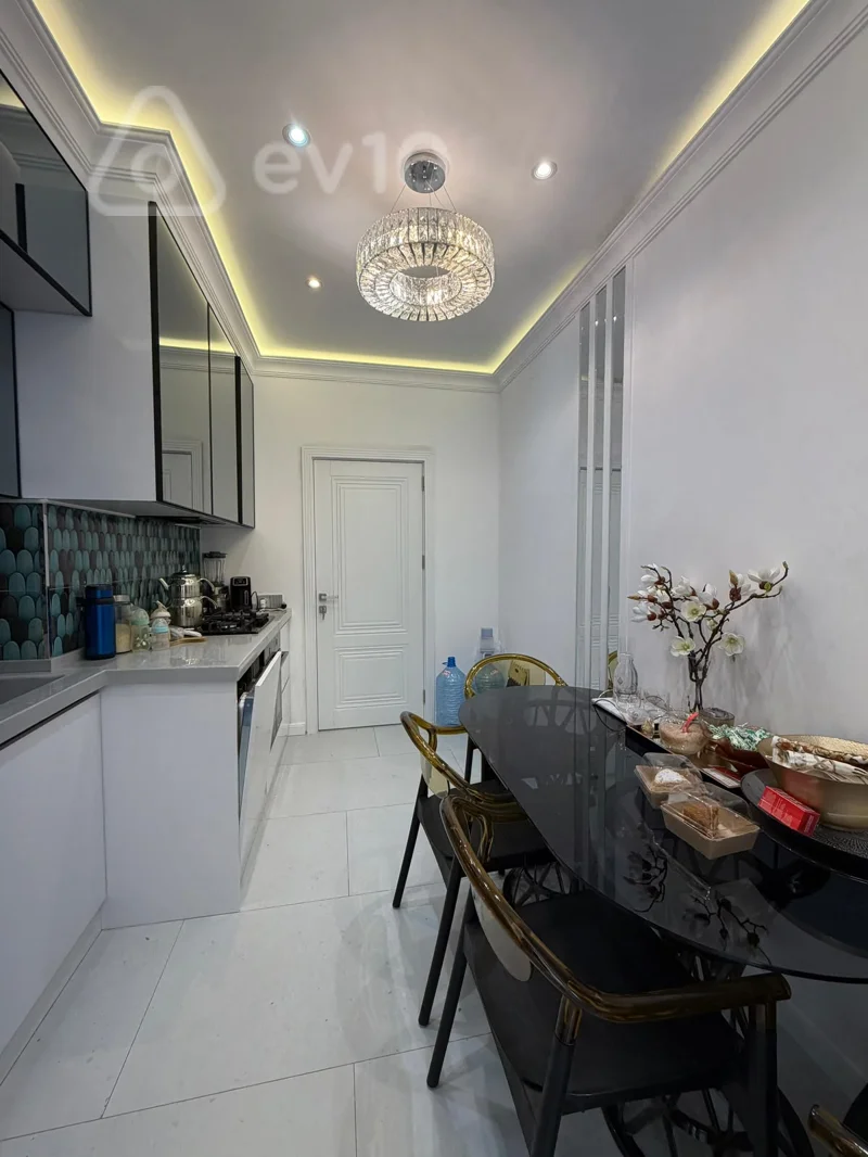 3 otaqlı mənzil, 117 m², Bakı ş., Yasamal r — Mənzil, Bakı (10)