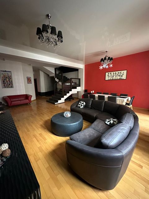 İcarəyə verilir 4 otaqlı yeni tikili 260 m² — Bakı