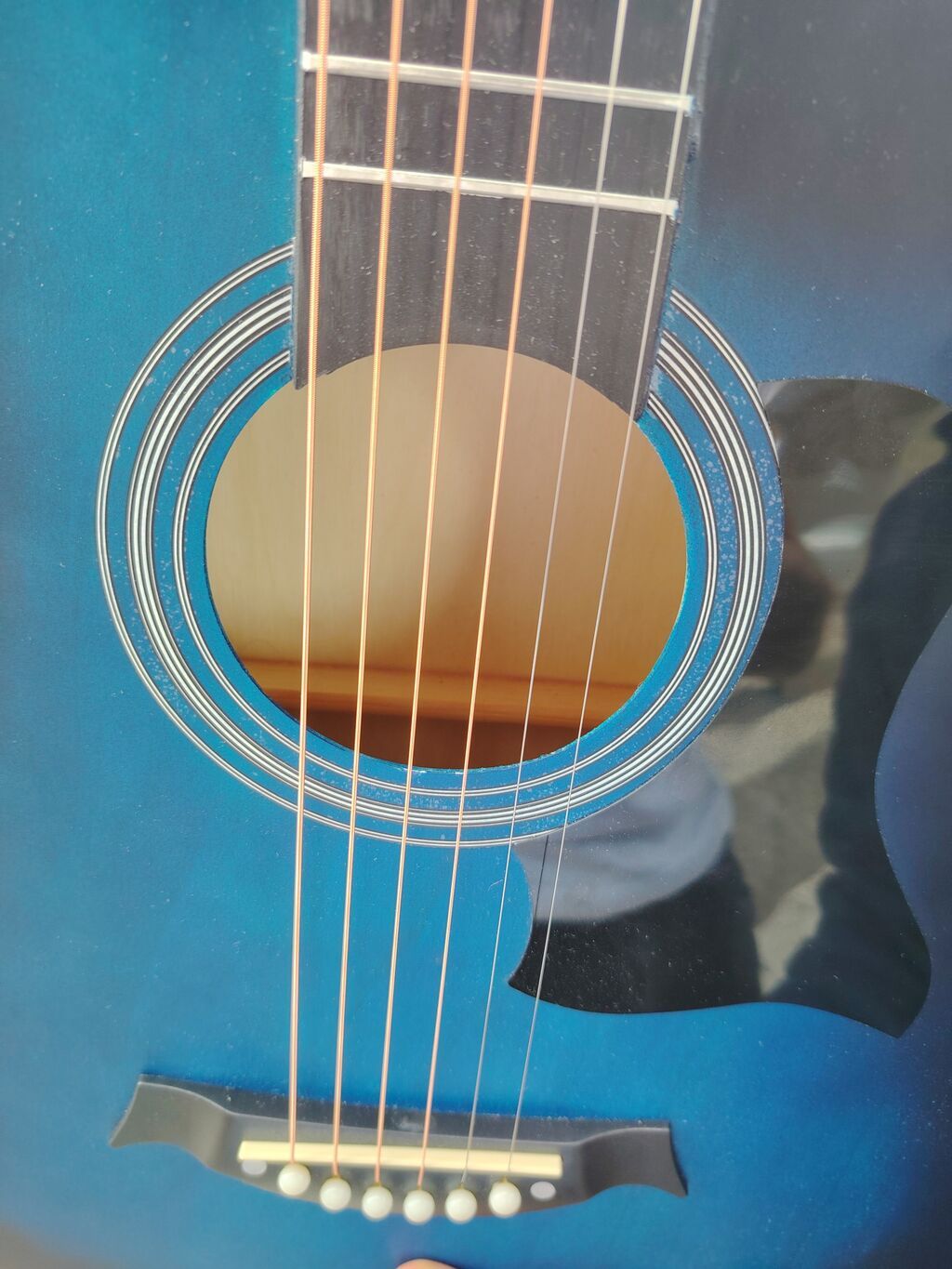 Akuistik gitara – kəsik (cutaway) korpuslu, mavi-qara keçid rənglə — Gitarlar və digər simli alətlər, Gəncə (5)