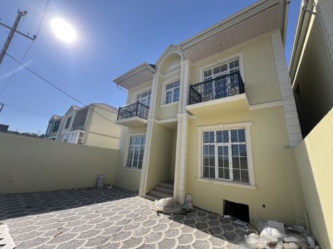 Satılır 6 otaqlı həyət evi/bağ evi 160 m² — Bakı