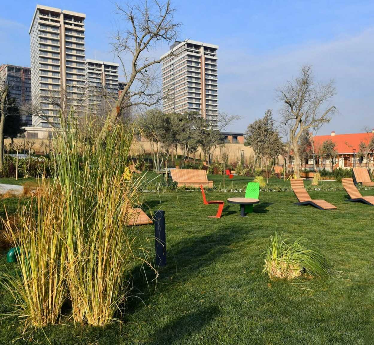 4 otaqlı mənzil 185 m² satılır — Bakı