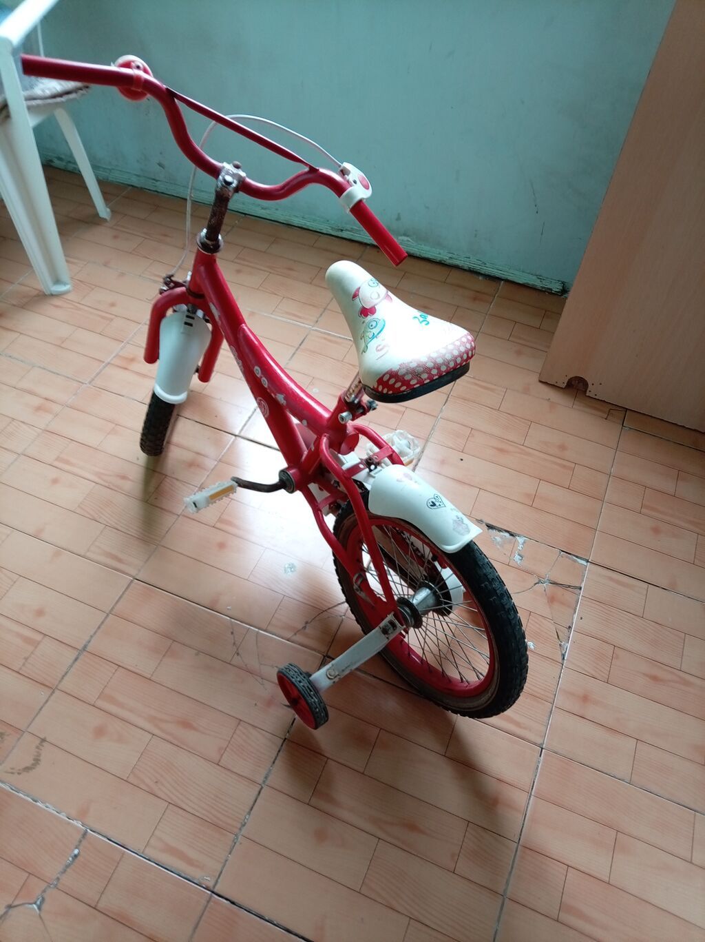 Uşaqlar üçün iki köməkçi təkərli velosiped olcusu 16liq. tek problemi — Uşaq velosipedləri, Bakı (2)