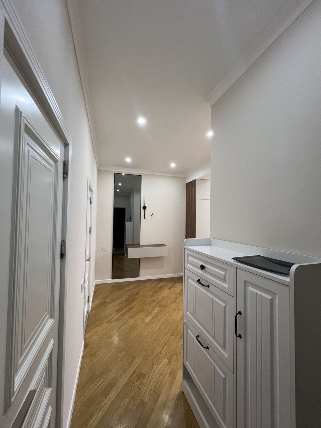 İcarəyə verilir 3 otaqlı yeni tikili 135 m² — Mənzil, Bakı (10)