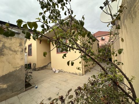 Satılır 3 otaqlı həyət evi/bağ evi 95 m² — Bakı