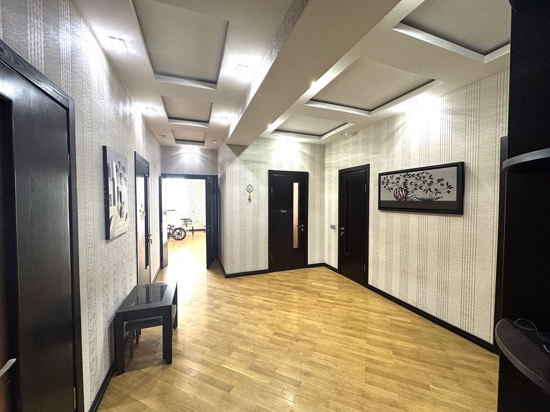 Satılır 3 otaqlı yeni tikili 130 m² — Mənzil, Bakı (12)
