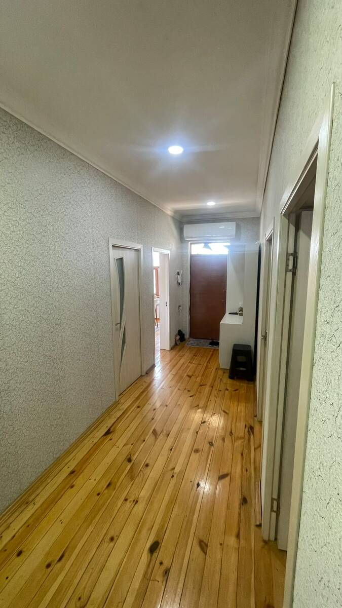 Satılır 5 otaqlı həyət evi/bağ evi 220 m² — Ev, villa, Bakı (8)