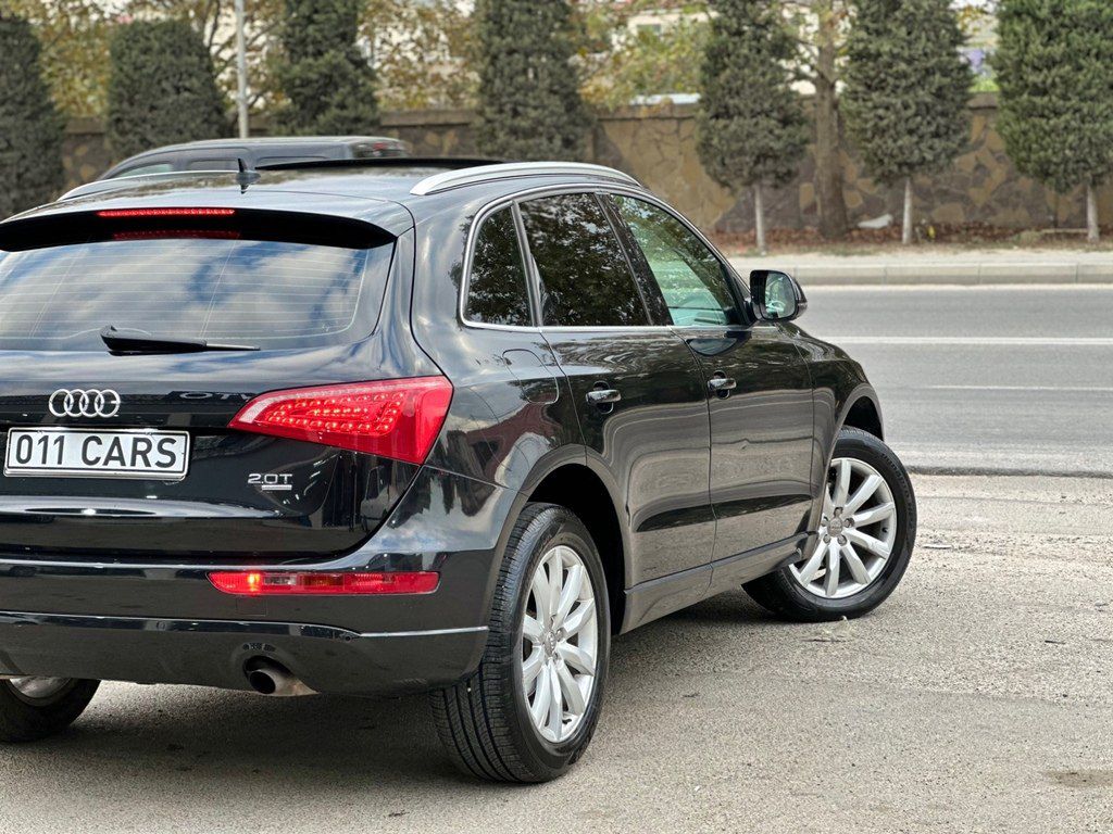 Audi Q5, 2.0 L, 2013 il, 190 427 km — Avtomobillər, Bakı (6)