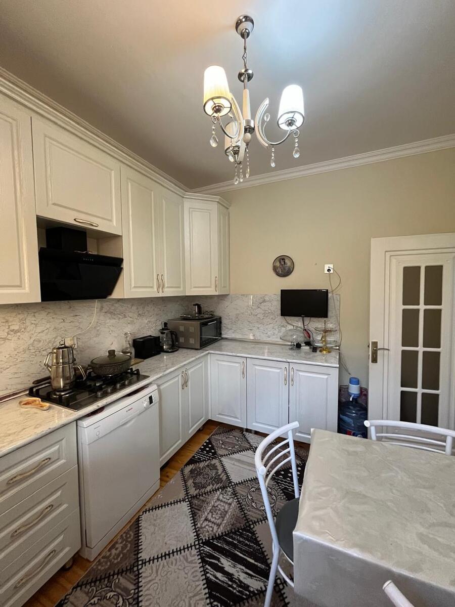 Satılır 5 otaqlı həyət evi/bağ evi 140 m² — Ev, villa, Bakı (11)