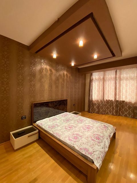 İcarəyə verilir 3 otaqlı yeni tikili 170 m² — Bakı