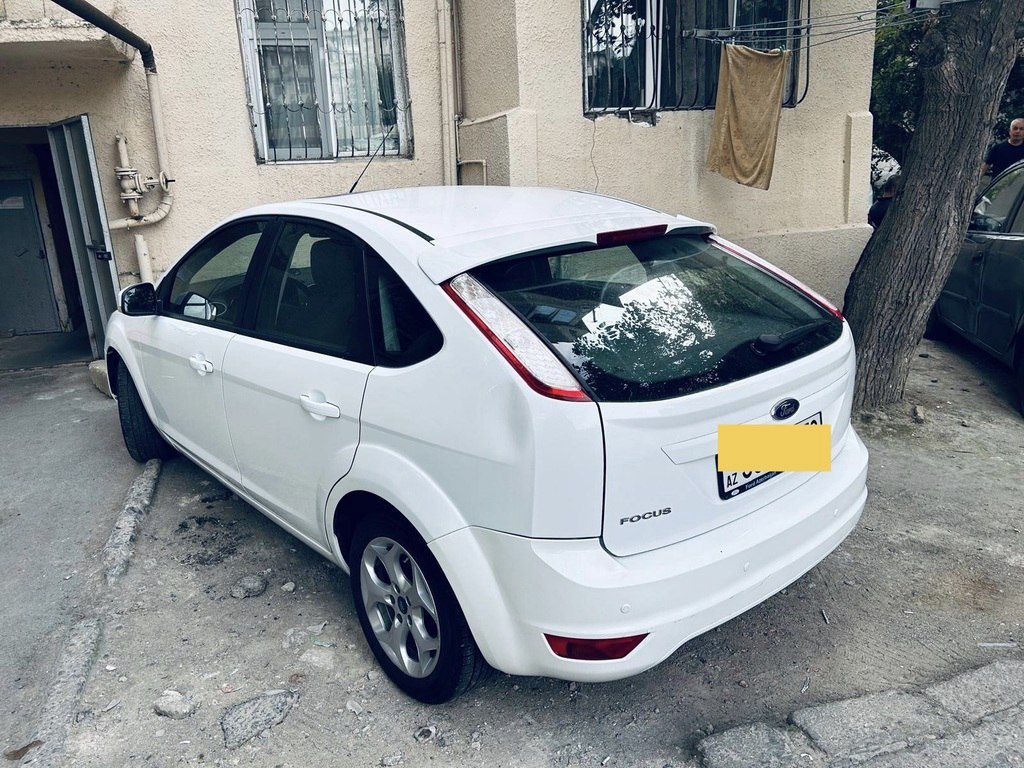 Ford Focus, 1.6 L, 2010 il, 74 500 km — Avtomobillər, Bakı (2)