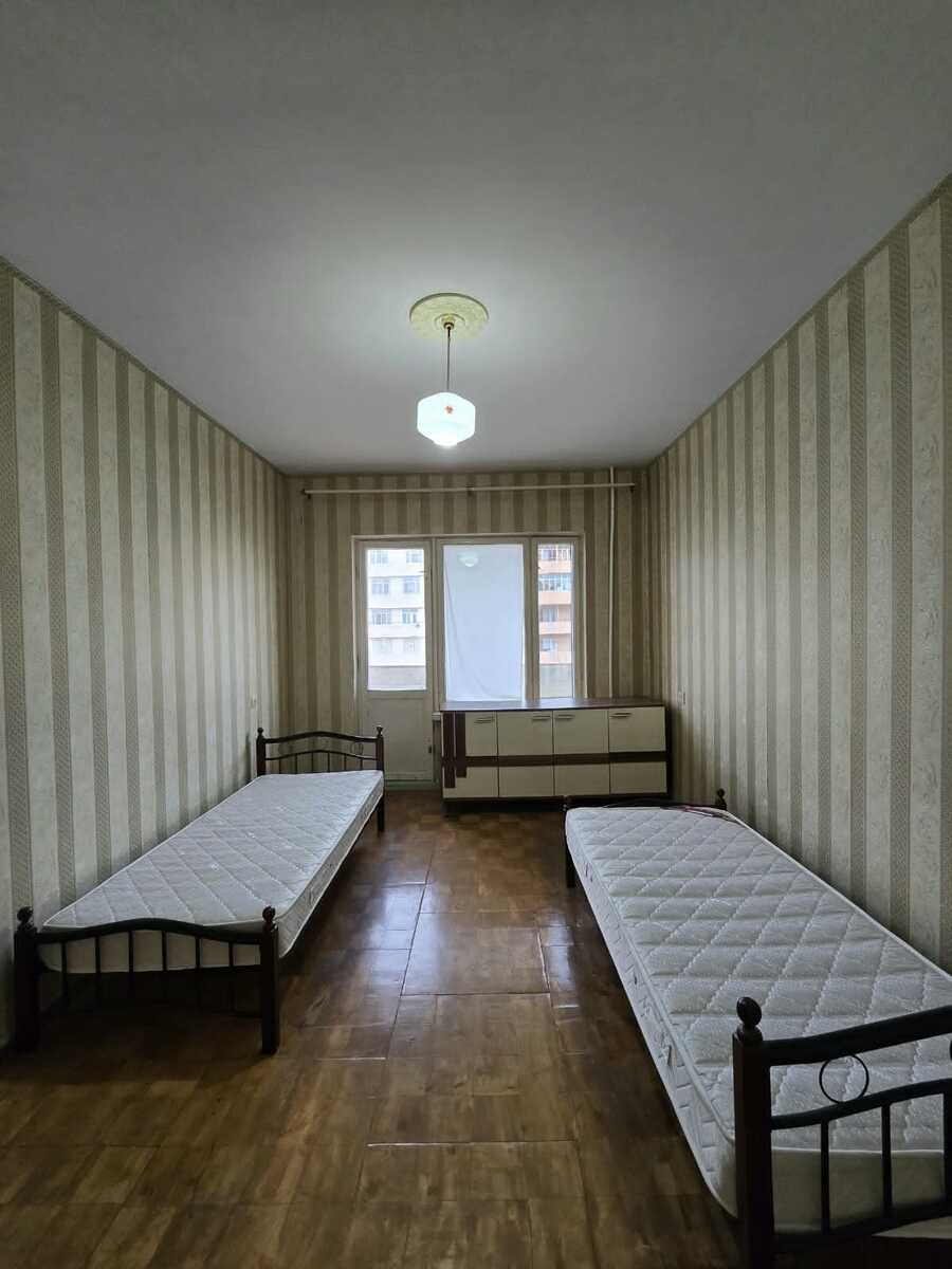 İcarəyə verilir 4 otaqlı köhnə tikili 90 m² — Mənzil, Bakı (10)