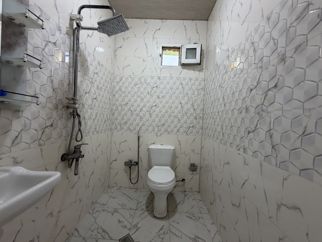 Satılır 4 otaqlı həyət evi/bağ evi 170 m² — Ev, villa, Bakı (12)