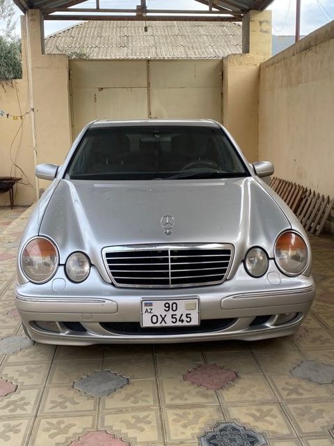 Mercedes E 320, 3.2 L, 2000 il, 410 000 km — Bakı
