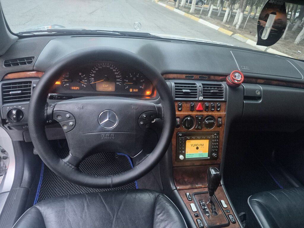 Mercedes E 270, 2.7 L, 2000 il, 427 421 km 77-TE-894 — Avtomobillər, Xırdalan (6)