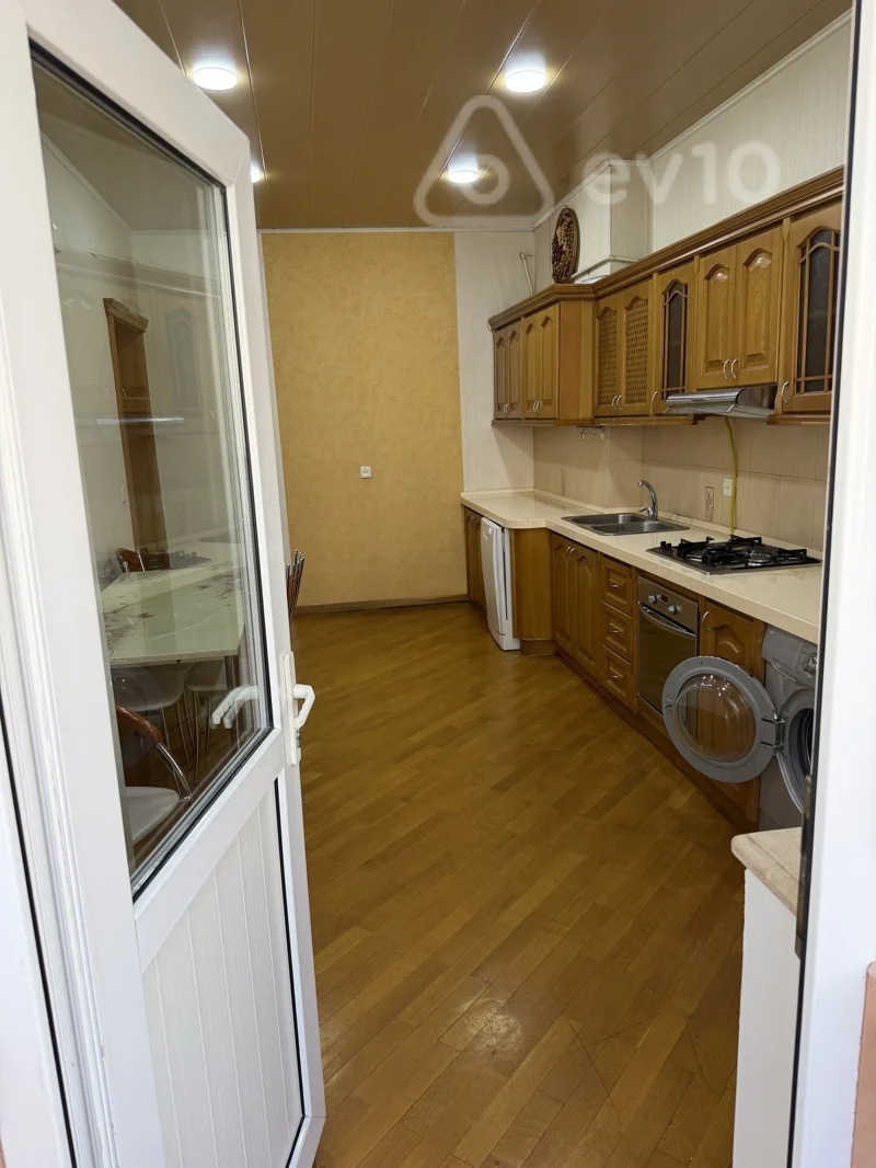 3 otaqlı mənzil, 165 m², Aşəq Molla Cumə kucəsi — kirayə — Mənzil, Bakı (2)