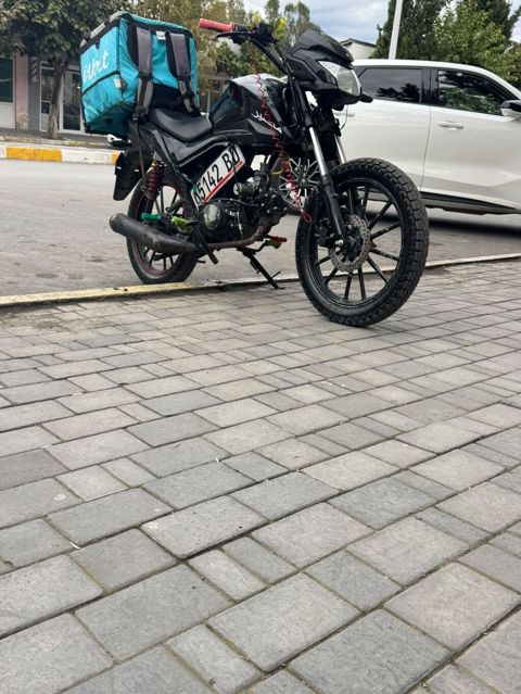 Moto satılır bidene siqnal işlrmir qalan pranlem yoxdu moto — Balakən