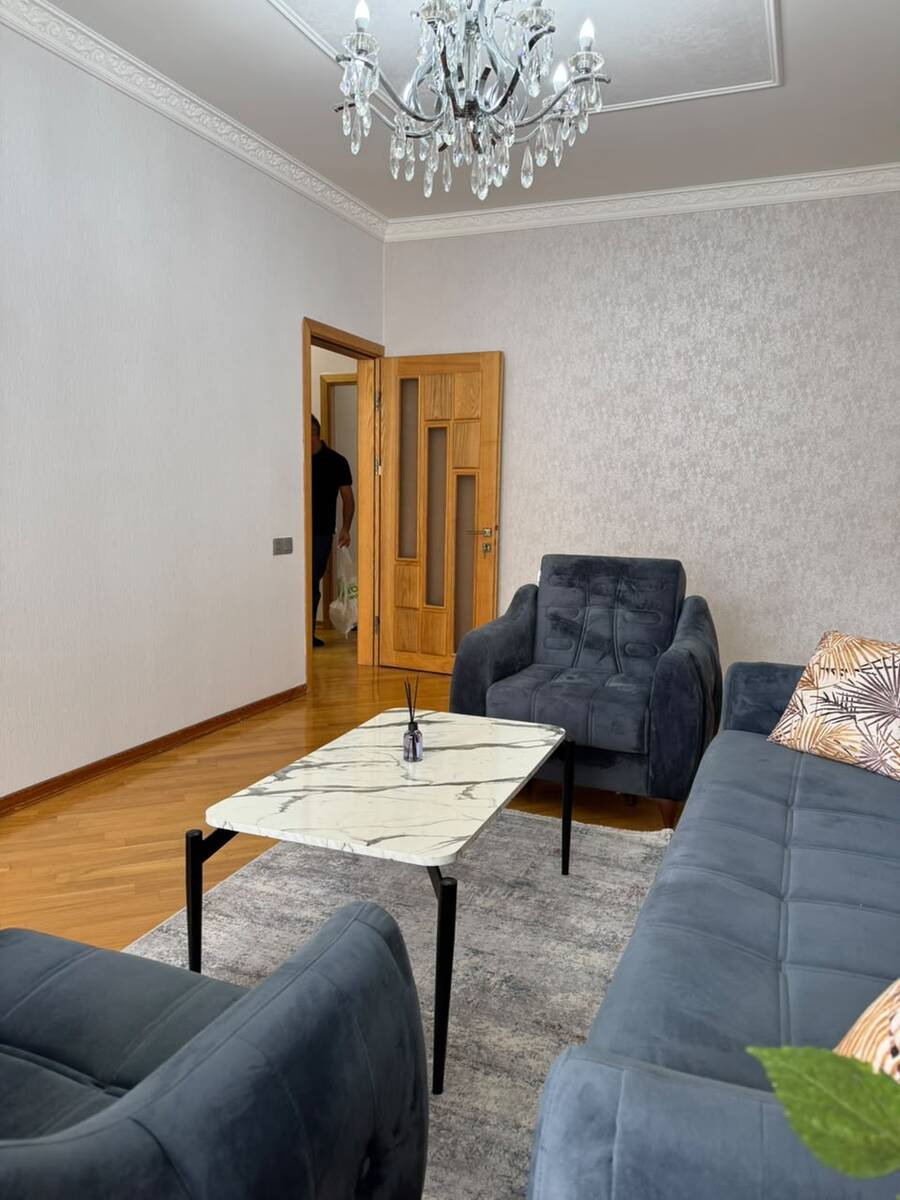 Satılır 3 otaqlı köhnə tikili 85 m² — Mənzil, Bakı (2)