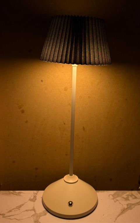 Masaüstü lampa 0998 — Bakı
