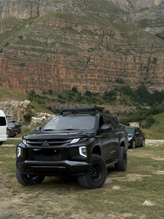 Mitsubishi L200, 2.4 L, 2023 il, 52 000 km — Avtomobillər, Bakı (8)