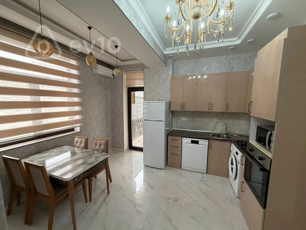 3 otaqlı mənzil, 120 m², Mirəsədulla Mirqasımov küç — Mənzil, Bakı (10)