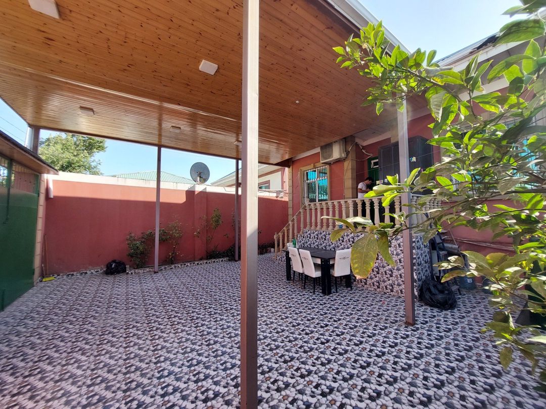 Satılır 4 otaqlı həyət evi/bağ evi 110 m² — Ev, villa, Bakı (2)