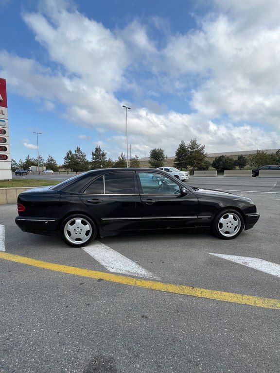 Mercedes E 320, 3.2 L, 2001 il, 380 000 km 90-UU-951 — Avtomobillər, Bakı (3)