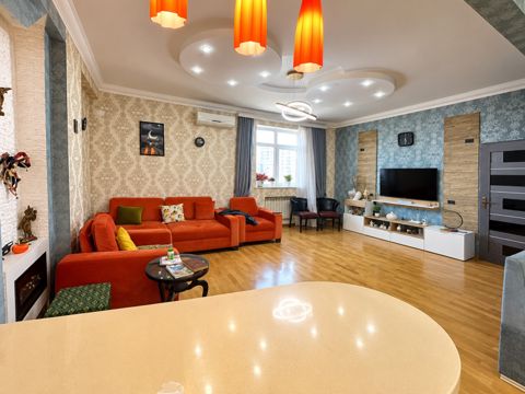 Satılır 2 otaqlı yeni tikili 92 m² — Bakı