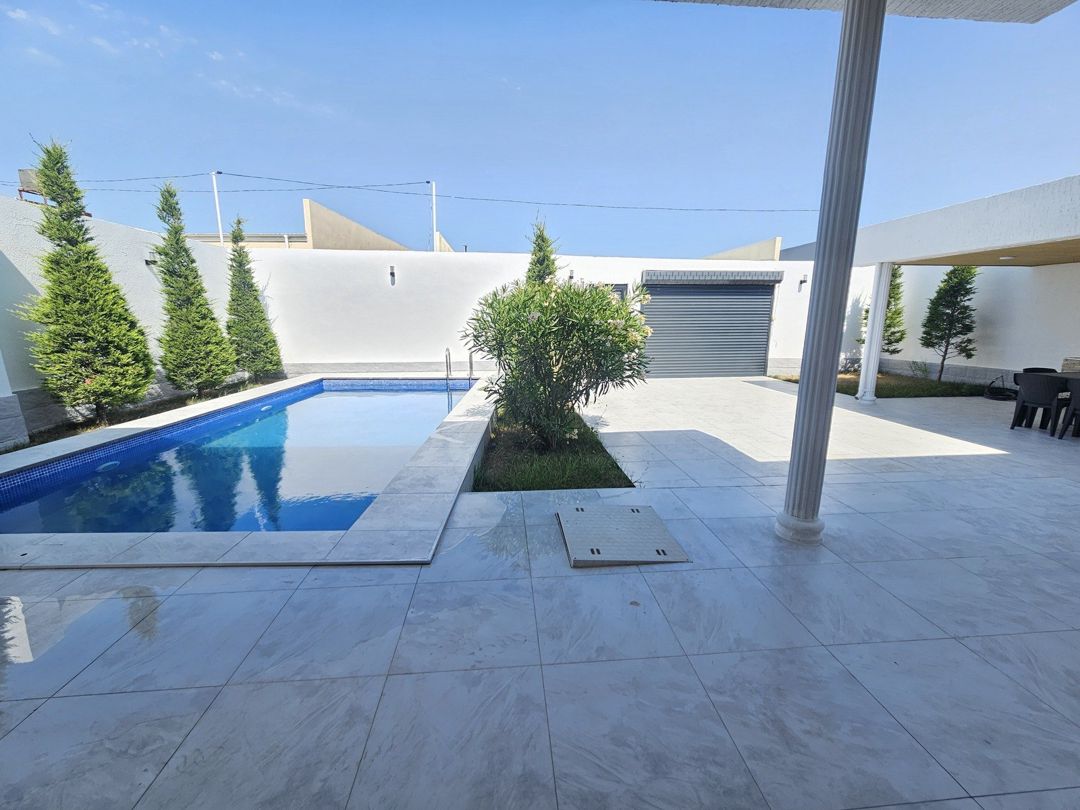 Satılır 4 otaqlı həyət evi/bağ evi 180 m² — Ev, villa, Bakı (6)