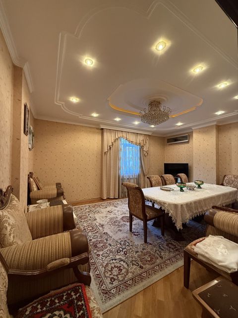Satılır 3 otaqlı yeni tikili 140 m² — Bakı