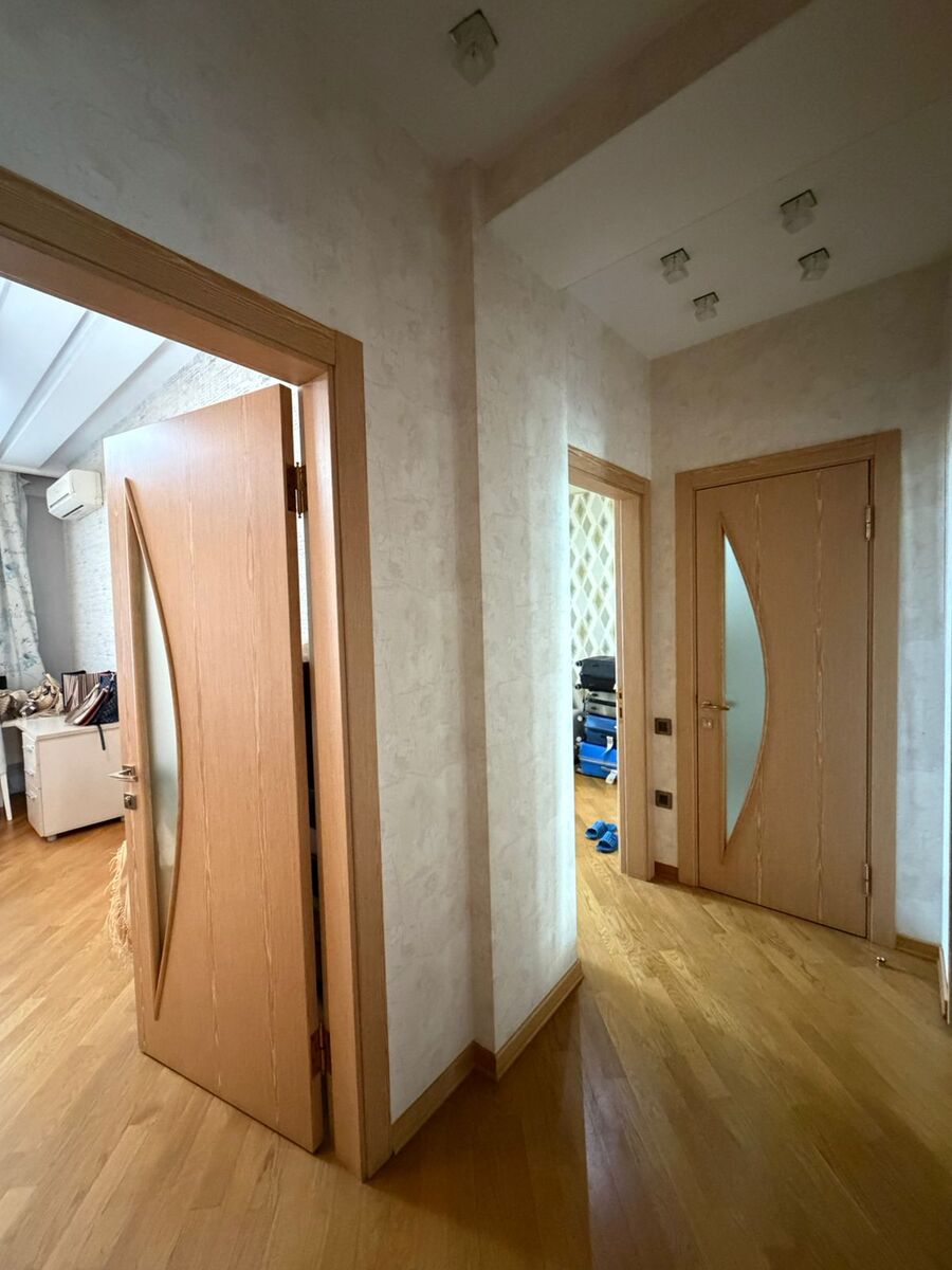 Satılır 5 otaqlı yeni tikili 202 m² — Mənzil, Bakı (6)