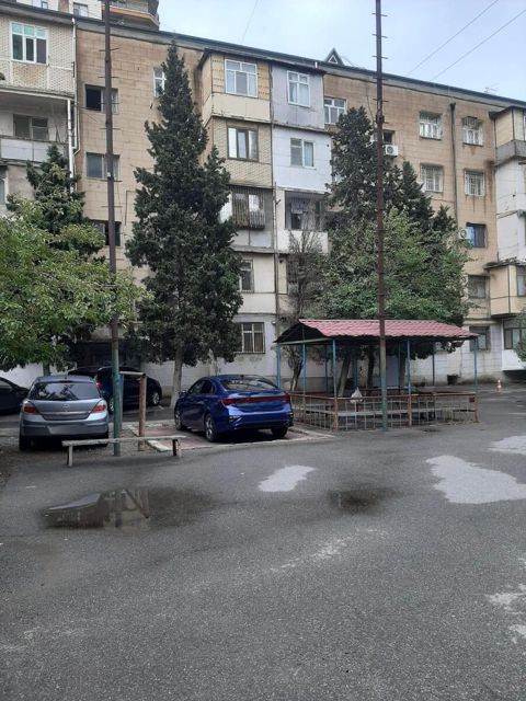 Satılır 1 otaqlı köhnə tikili 36 m² — Bakı