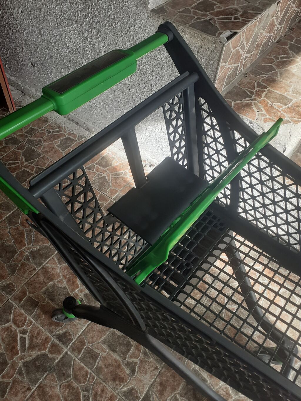 Plastik-supermarket səbəti (ticarət arabası)ı - Material: yüngül və — Ticarət vəzn-səbətləri, Digah