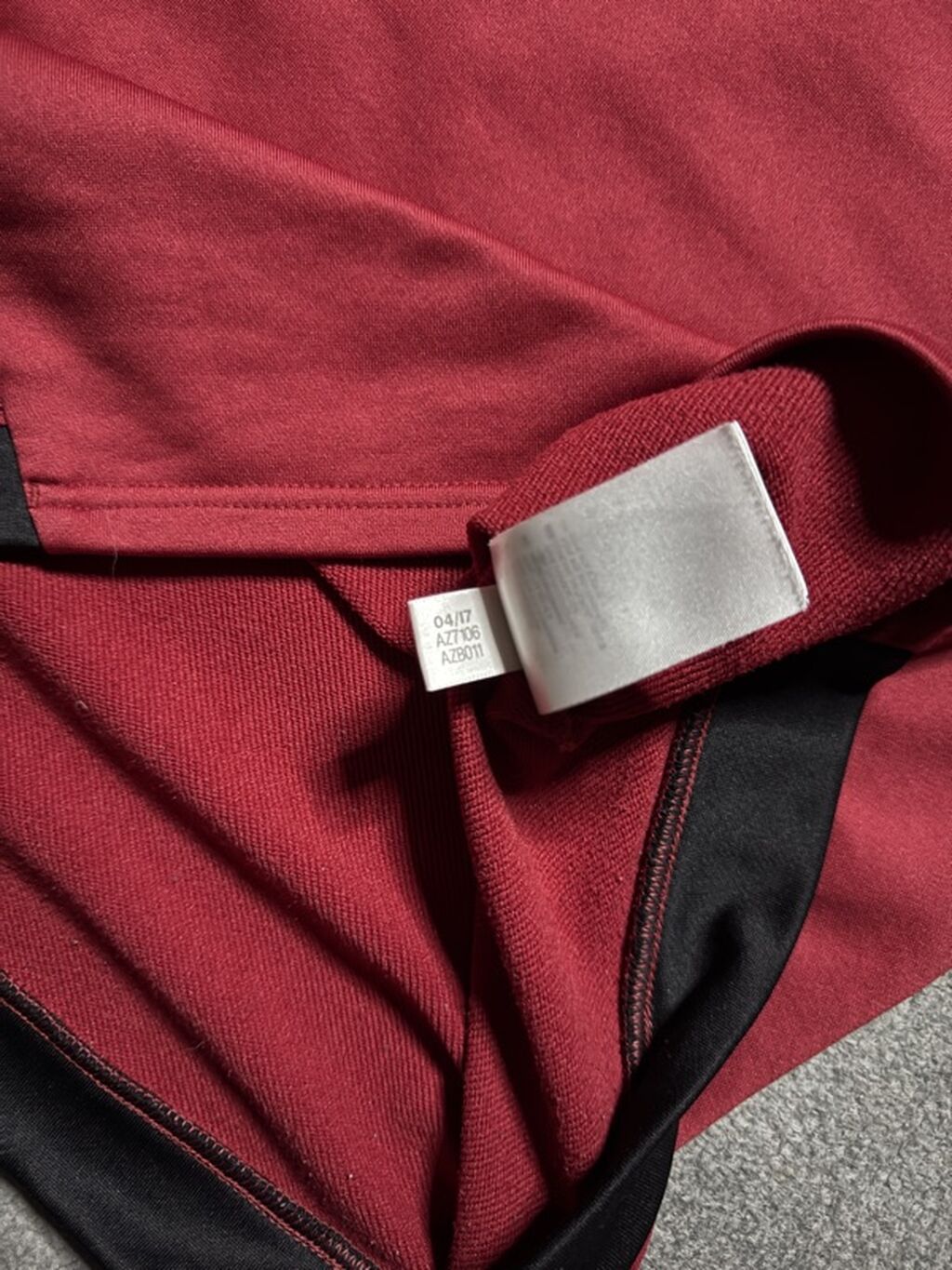 Adidas AC Milan məşq üst geyimi – ClimaCool texnologiyalı Ölçü:M-L heç — İdman və istirahət, Bakı (6)