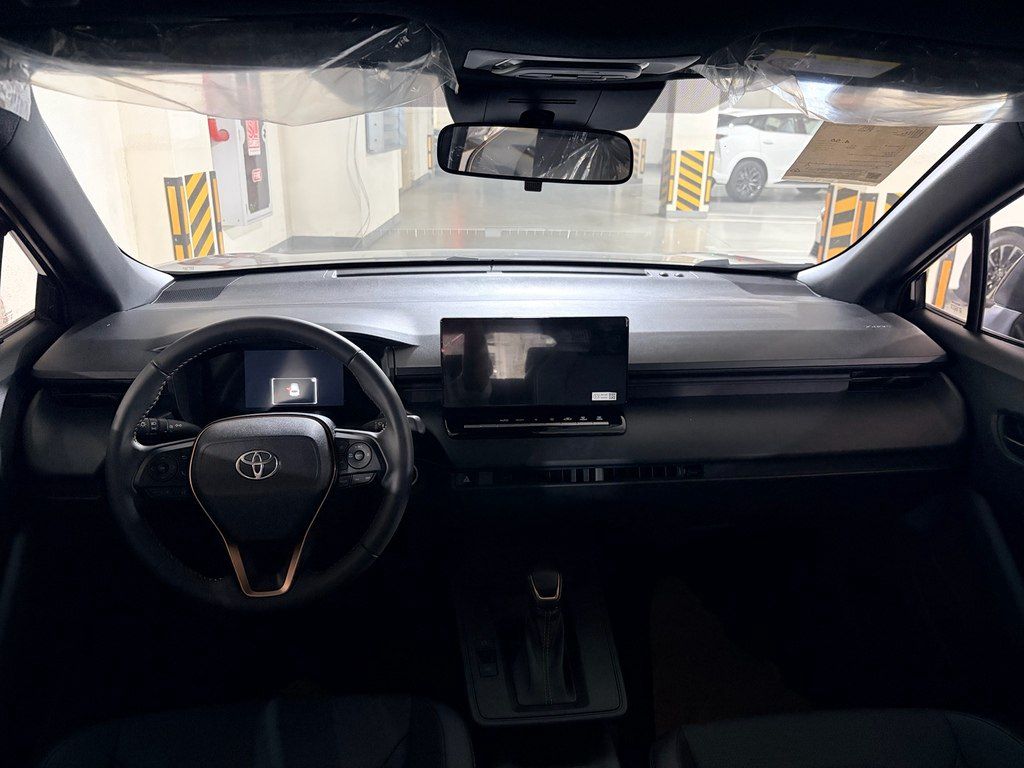Toyota Corolla Cross, 2.0 L, 1.31 kWh, 2026 il, yeni — Avtomobillər, Bakı (8)