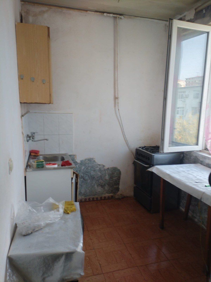 Satılır 2 otaqlı köhnə tikili 55 m² — Mənzil, Bakı (4)