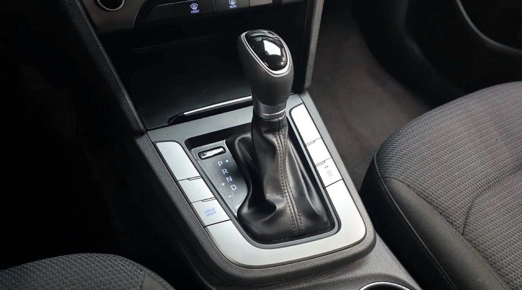 Hyundai Elantra, 1.6 L, 2017 il, 135 560 km — Avtomobillər (6)