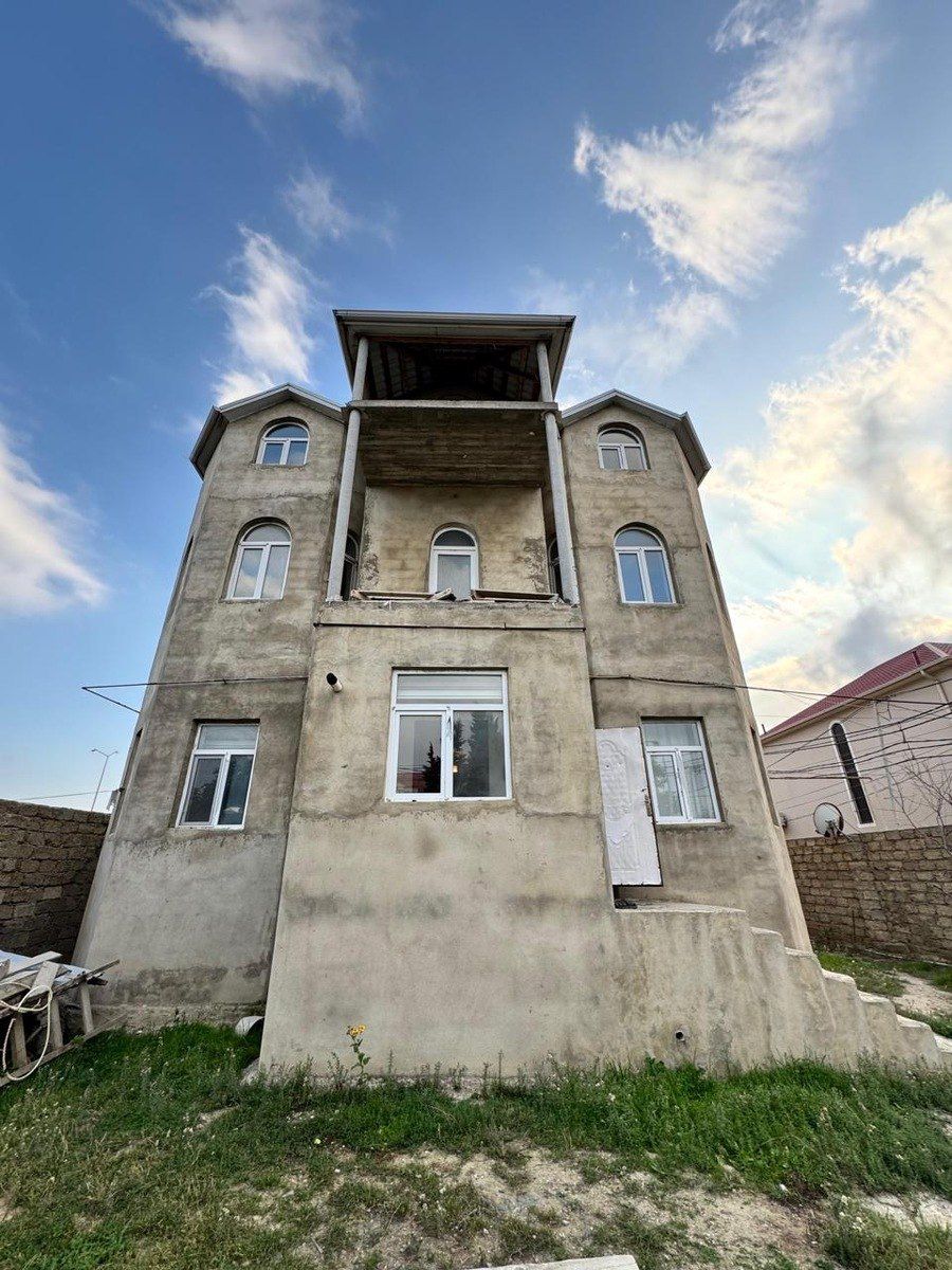 Satılır 8 otaqlı həyət evi/bağ evi 300 m² — Ev, villa, Bakı (10)